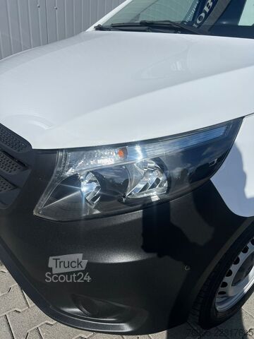 Panelvan MERCEDES-BENZ Vito 110 LANG 6G KLIMA TEMPOMAT 3-SITZE SCHRÄNKE
