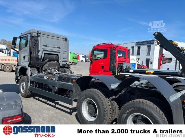 Truck chassis MAN TGS 33.540 6x6 BB CH, Intarder