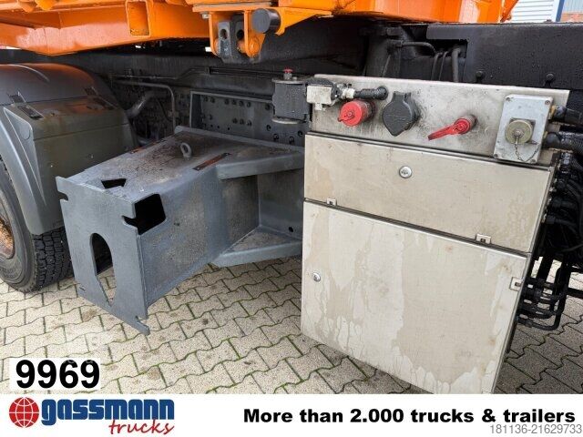 Agricultural machine  Seitliche Aufnahmeplatte für Schneepflug