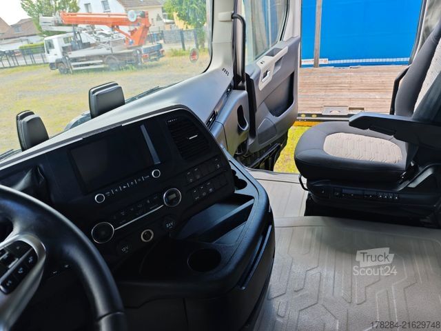 Standard tractor unit FORD F-MAX LUX LED, Intarder, Standklima, RDKS, Voll