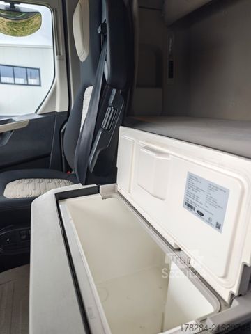 Standard tractor unit FORD F-MAX LUX LED, Intarder, Standklima, RDKS, Voll