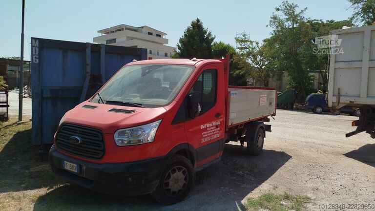KOLMIULOTTEINEN KIPPILAITE Ford Transit