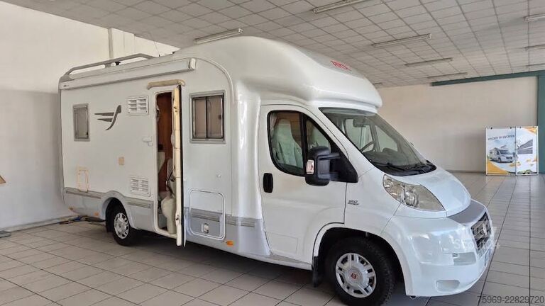 Camper semintegrato Arca P680 LSX