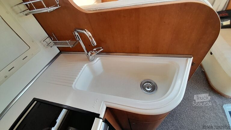 Camper semintegrato Arca P680 LSX