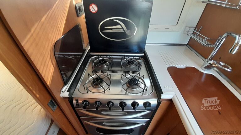 Camper semintegrato Arca P680 LSX