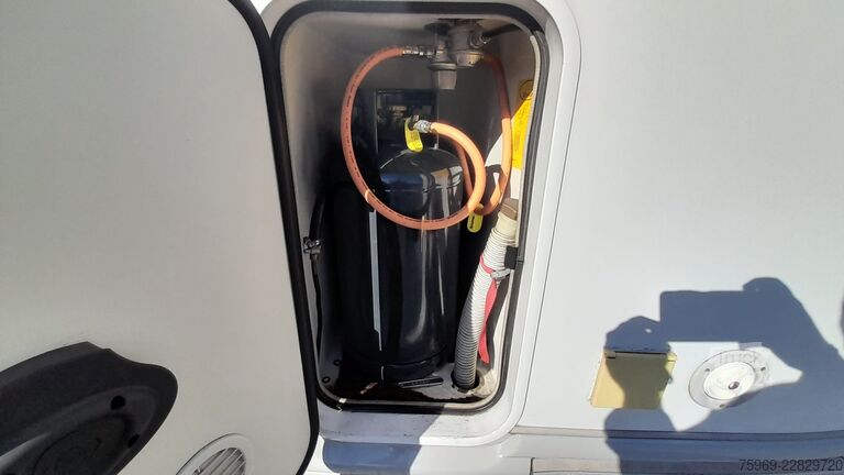 Camper semintegrato Arca P680 LSX