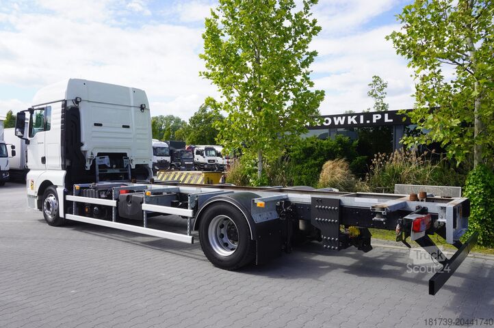 BDF MAN TGX 18.430 / BDF 7.5 m / sleeping cab