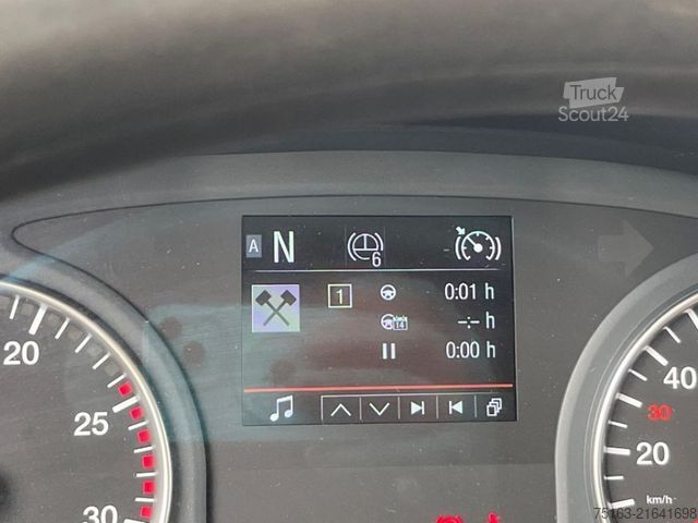 Wywrotka MAN TG-S 35.500 8x4 BB 4 Achs Muldenkipper Intarder