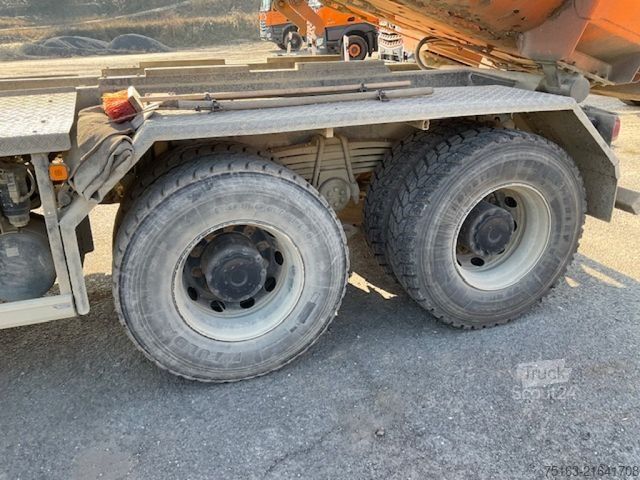Wywrotka MAN TG-S 35.500 8x4 BB 4 Achs Muldenkipper Intarder