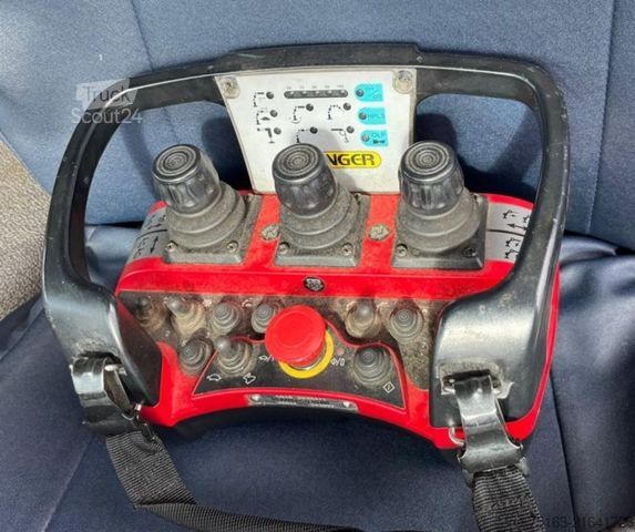 Krautuvas sumontuotas ant sunkvežimio VOLVO FM 400 6x2 Pritsche Kran Palfinger PK 16500