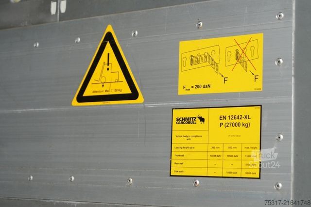 Semi-remorque fourgon SCHMITZ CARGOBULL SBO 24/ROLLTOR DOPPELSTOCK / TEXTIL / LIFT /GFK