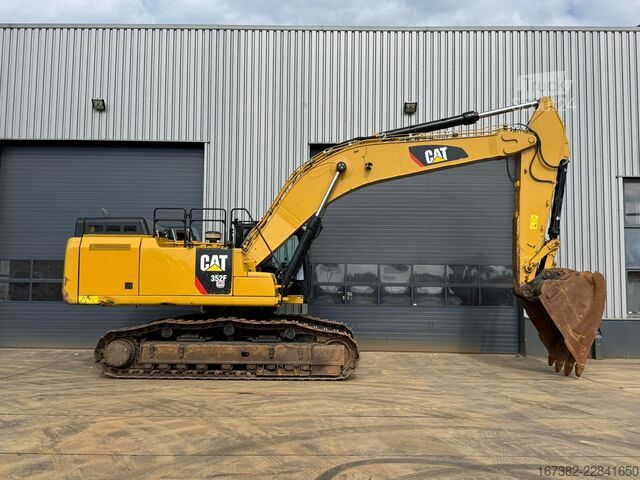 Tela-alustainen kaivinkone Caterpillar 352F
