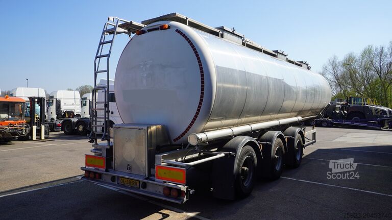 Cysterna z żywnością Magyar 3 AXLE FOOD TANK TRAILER 41.410LTR