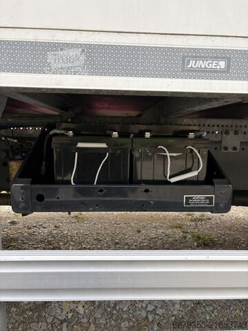 камион-фургон DAF LF 290 FA