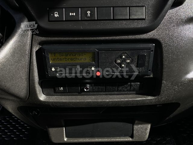 Camion bâché IVECO Daily 70C18H DoKa *Werkstatt* LBW+7-Sitze 5007