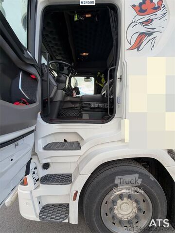 Žeriavové vozidlo Scania R500 8x2 Crane truck – HMF 7020 with jib and winch