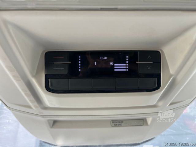 Miniautocarro VOLKSWAGEN CRAFTER 2.0TDI 8 SITZER TEMP. KLIMA AHK 1.HAND
