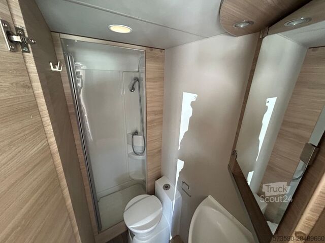 Semi-integrated motorhome Fiat Ducato Carasuite 650 MF Teilintegriert | Voll ausgestattet