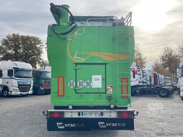 Silo Leveques TSCI, AUGER, HATZ diesel? 7 COMPARTMENTS.  Grea...