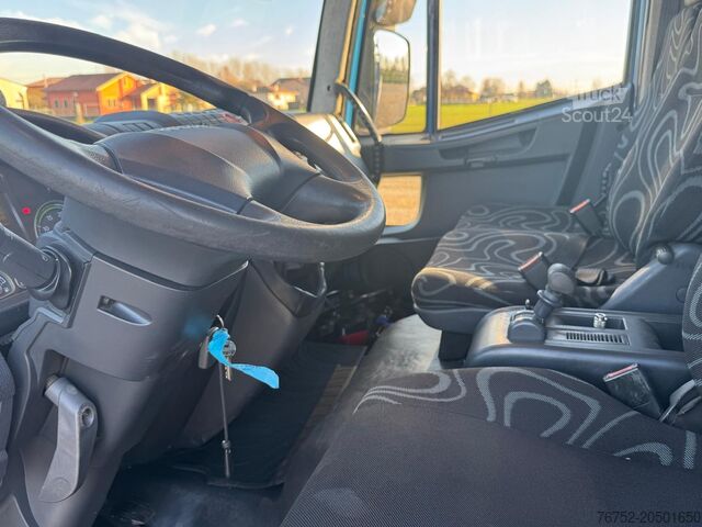 Dvignalo nameščeno na tovornjak Iveco EuroCargo 120