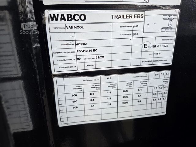 Konténerszállítás Van Hool 3-ASSIGE OPLEGGER A3C002  20/30 FT ADR trailer.