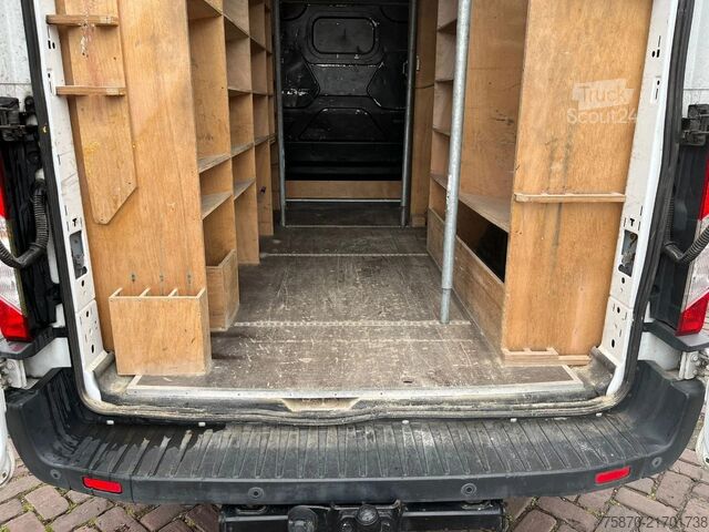سيارة أجرة مزدوجة Ford Transit FCD