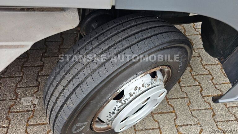 Skåpbil MERCEDES-BENZ ATEGO 816 KLIMA BLAT / LÜFT Wechselfahrgestell
