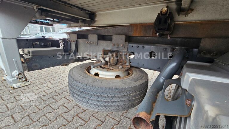 Skåpbil MERCEDES-BENZ ATEGO 816 KLIMA BLAT / LÜFT Wechselfahrgestell