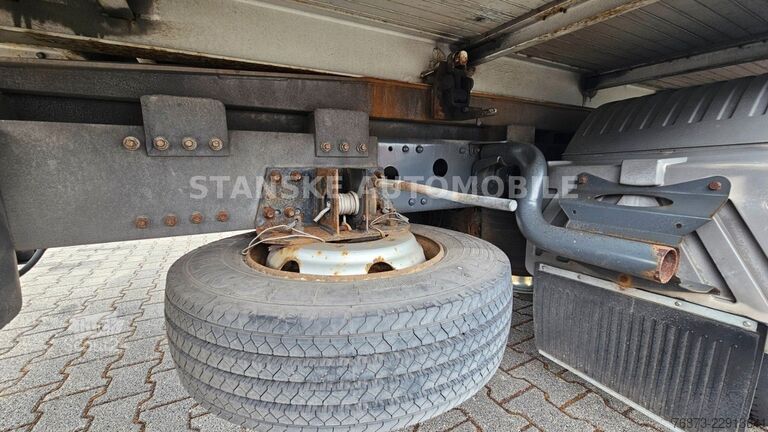 Skåpbil MERCEDES-BENZ ATEGO 816 KLIMA BLAT / LÜFT Wechselfahrgestell