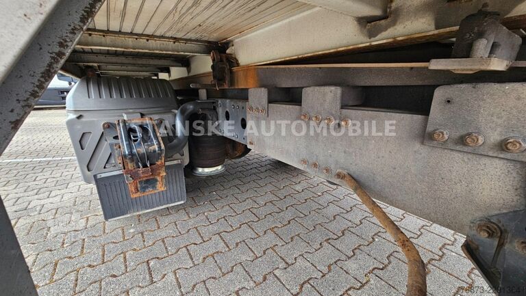 Skåpbil MERCEDES-BENZ ATEGO 816 KLIMA BLAT / LÜFT Wechselfahrgestell