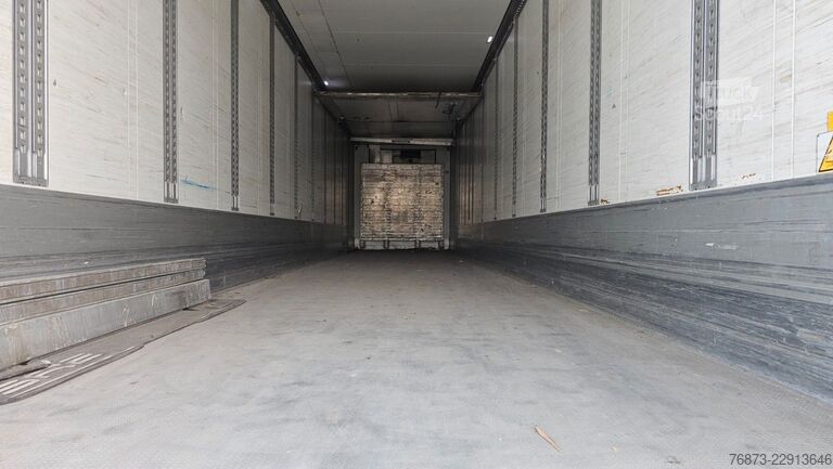 Ψυκτικός ημιρυμουλκούμενος SCHMITZ CARGOBULL SCB S3B THERMO KING SLX SPECTRUM