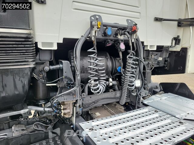 Стандарт-СЗМ Renault T 440 T 4X2 HIGH 2x Tanks