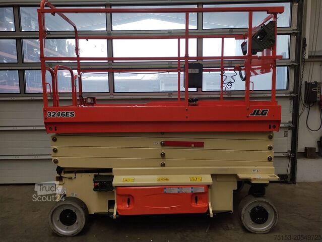 Makaslı kaldırma JLG 3246ES