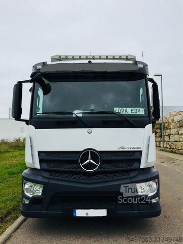 стандартный седельный тягач Mercedes-Benz Actros 1840