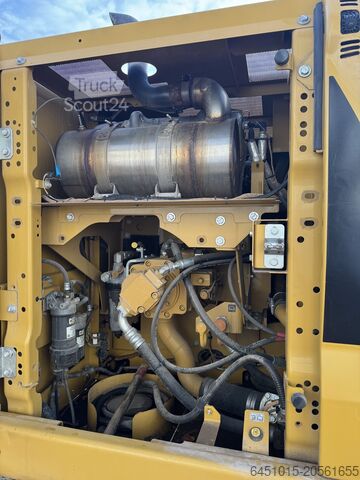 Lánctalpas kotrógép Caterpillar 320-07 NG