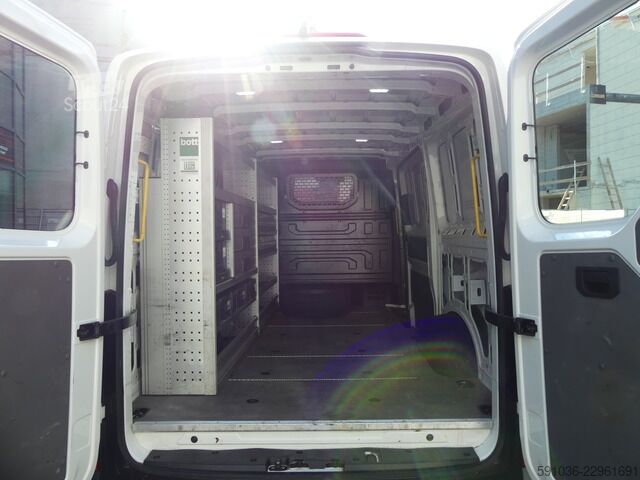 Ploščati dostavnik VW Crafter Kasten 35 Mittellang 4Motion BOTT/LEDKAM/AHK