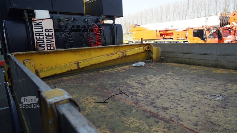 Didelė apkrova MAN TGA 41.530 8X4 PUSH AND PULL 180 TON'S RETARDER...