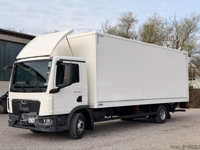 Autocamion cu caroserie tip cutie MAN TGL 12.250 BL 4X2 Koffer+LBW*AHK*KLIMA*K