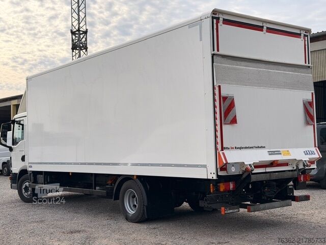 Autocamion cu caroserie tip cutie MAN TGL 12.250 BL 4X2 Koffer+LBW*AHK*KLIMA*K