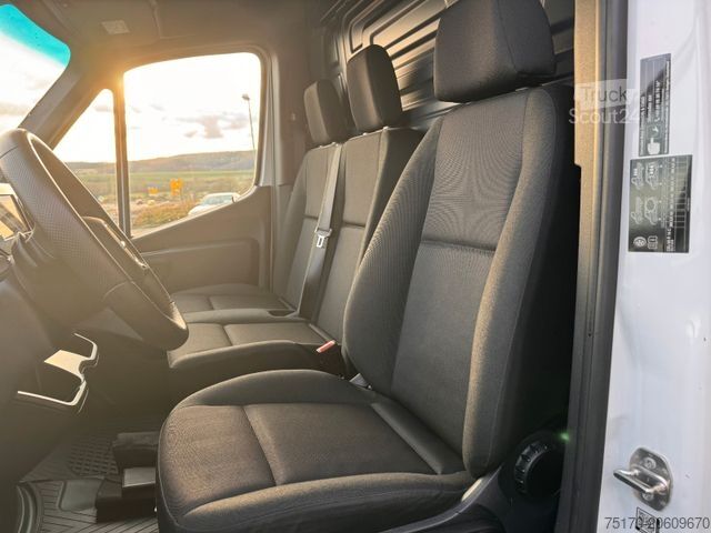 Furgoneta de caja alta MERCEDES-BENZ Sprinter 317 CDI 4325 9G Klima Kamera