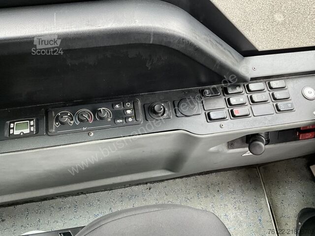 Kĺbový autobus Mercedes-Benz Conecto G
