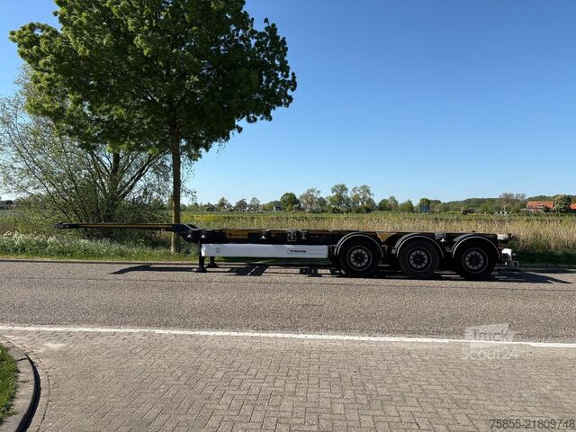 Containertransport Wielton NS3P  Multichassis / SAF Axles / Extendable / D...
