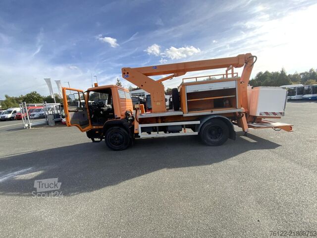 Tovornjaška dvižna delovna ploščad Mercedes-Benz 1117