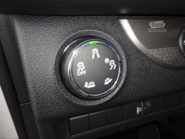 Camping-car PÖSSL Campster 177PS Autm. Aufstelldach