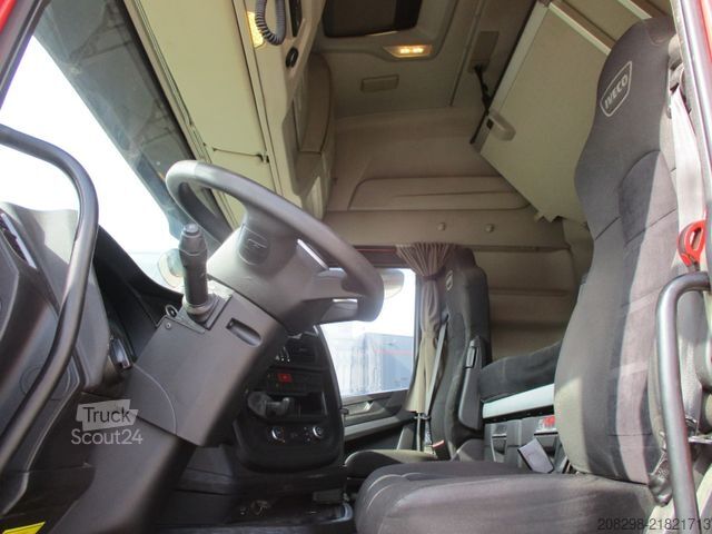 Standard dragbil IVECO S WAY 460 LNG | AIRCO | INTARDER | 2 BEDS | CC |
