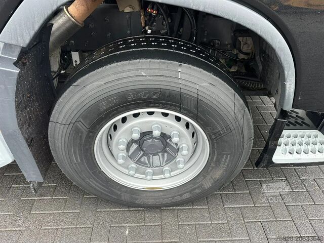 معيار SZM Volvo FH 540 6X4 TREKKER/TRACTOR/SZM EURO 6 HYDRAULIC