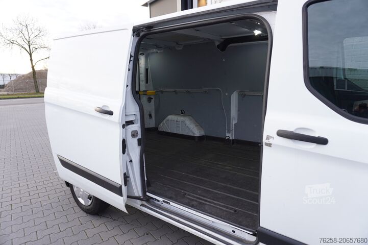 Bestelbus Ford Transit Custom 2.0 TDCI 130PK L2 EURO 6 - Airco...