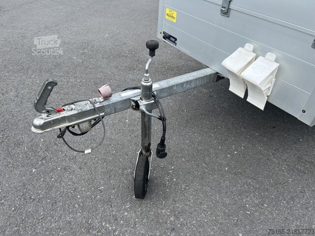Przyczepa z pokrywą ANSSEMS GT 750 HT Deckelanhänger