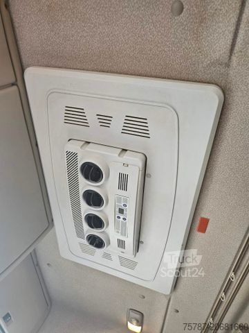 Standardowy ciągnik siodłowy DAF XF 410, Standklima, Euro 6