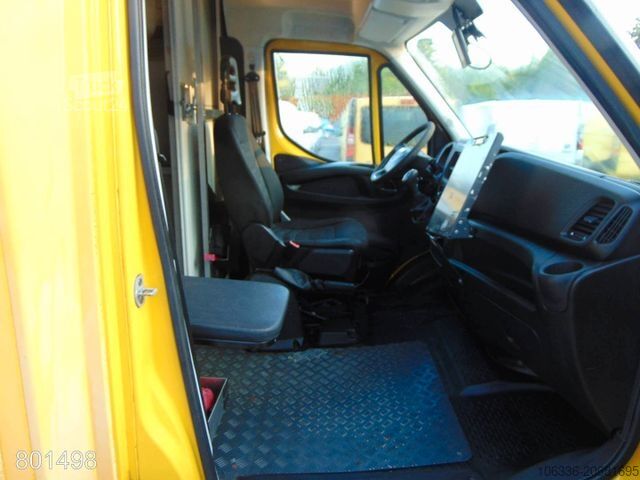 Fourgon tôlé IVECO Daily 35S11 35-110 HiMatic Maxi Postkoffer Regal